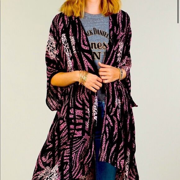 “TIGER LILY” Mixed Floral Boho Animal Print Open Kimono - Picture 2 of 8